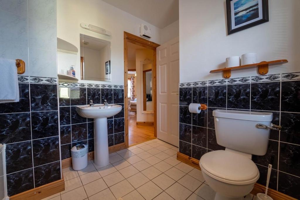Villa Burnham View Dingle Esterno foto